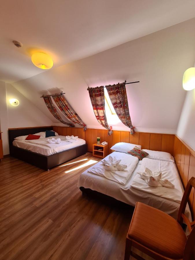 Istvan Parkhotel Es Gasztrofarm Sormás Eksteriør bilde